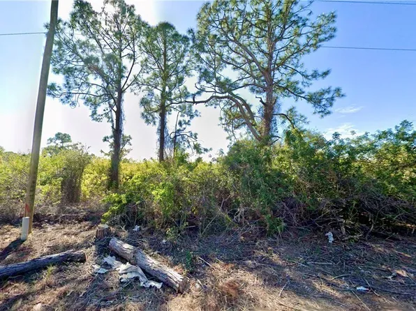 1018 Lakeside Dr, Lehigh Acres, FL 33974