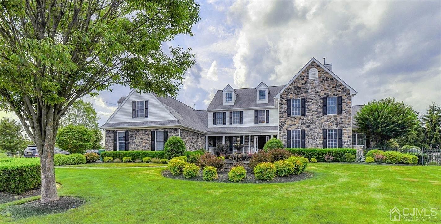 61 Linwood Dr, Monroe Township, NJ 08831 Zillow