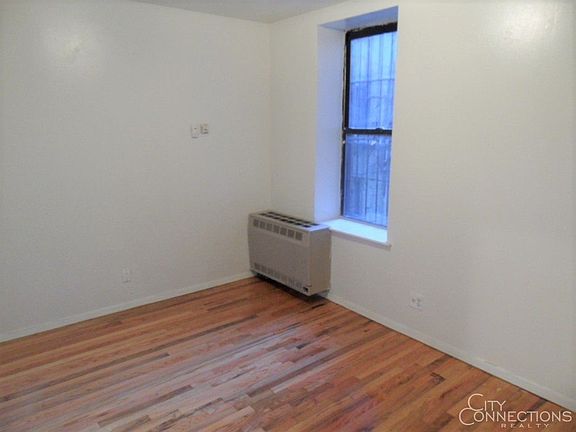 4th image of 67 W 109th St APT B