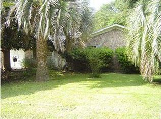 20 Summit Ave, Goose Creek, SC 29445