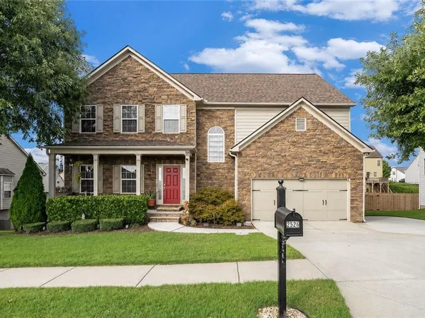 2526 Olney Falls Dr, Braselton, GA 30517