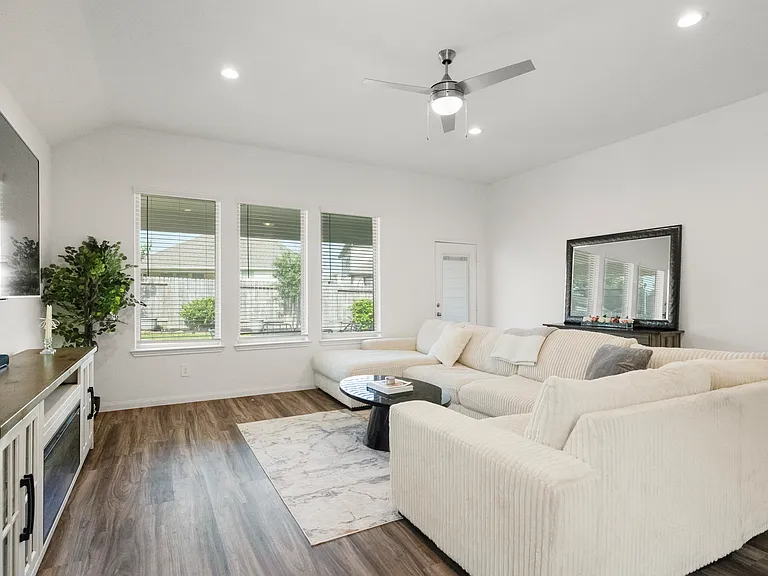 938 Youth Water Rd — Photo 10
