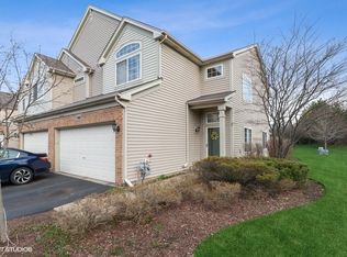3360 Blue Ridge Dr, Carpentersville, IL 60110
