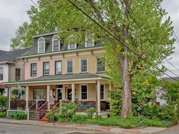 84 Delevan St, Lambertville City, NJ 08530