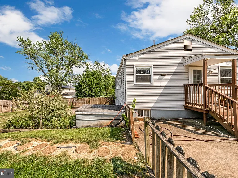 7411 Tillman Dr — Photo 50