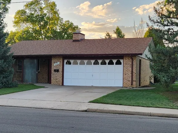 521 W 33rd St, Loveland, CO 80538