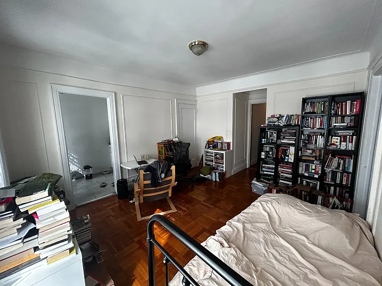 325 W 71st St #6B — Photo 5