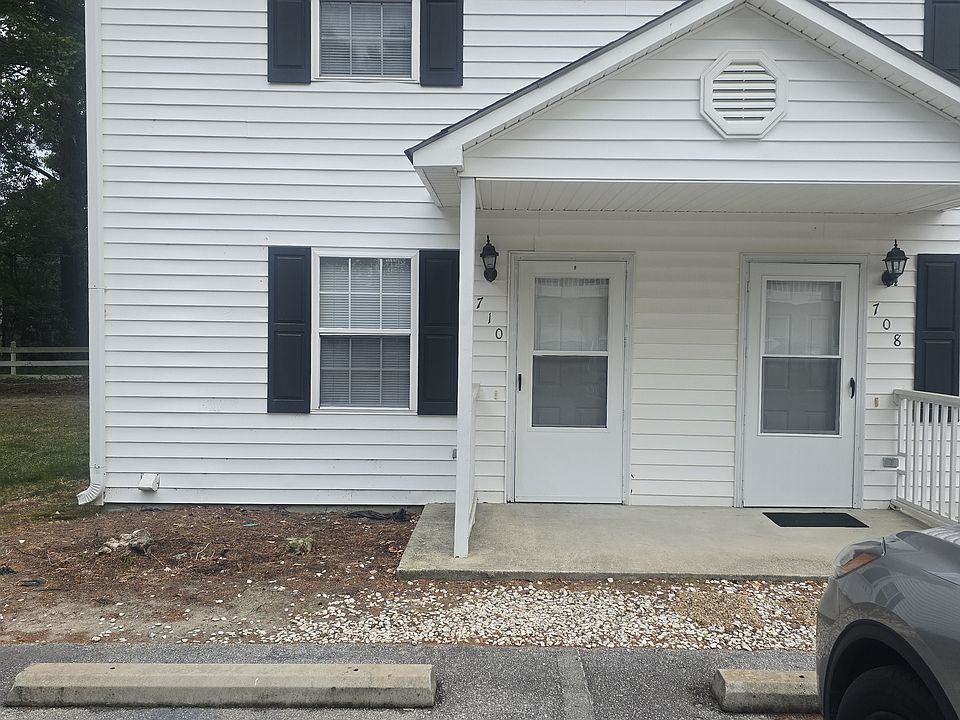 1st image of 710 3rd Ave