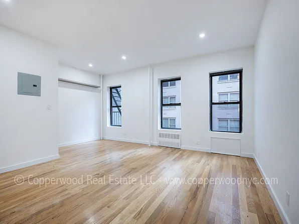 444 East 81st Street image 1 of 8