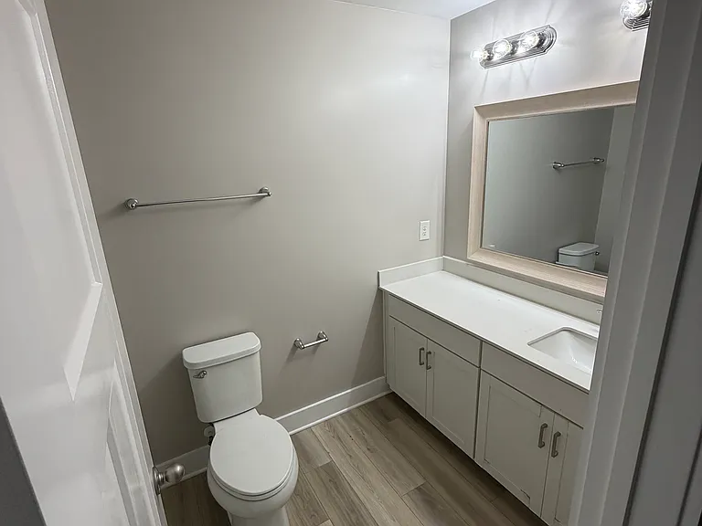 201 Woodhouse Way — Photo 5