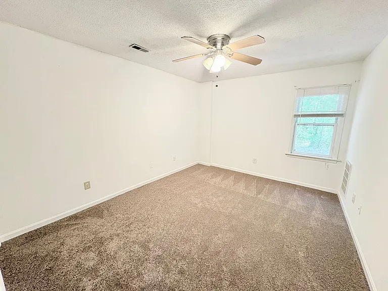 600 Anderson Hwy #611 — Photo 23