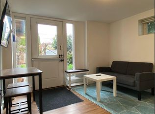 5225 12th Ave NE #2, Seattle, WA 98105