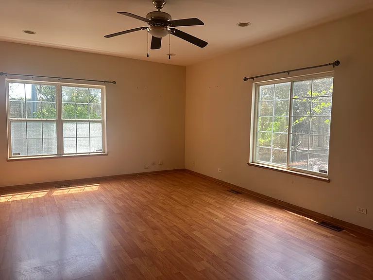 211 Monarch Dr — Photo 4
