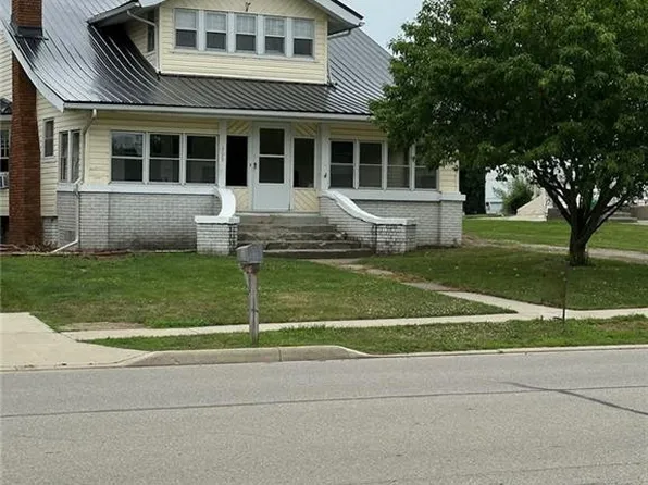 305 1st St, Pioneer, OH 43554
