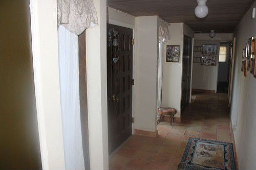 2nd image of 2027 E Mitchell Dr