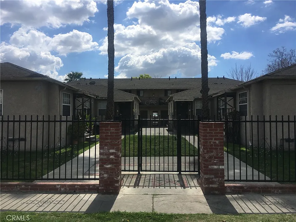 422 W Palm St #1/2C