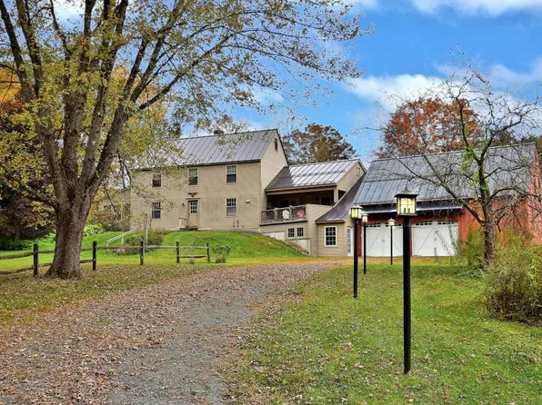 233 Dodge Road, Chester, VT 05143