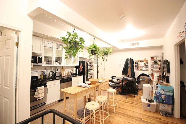 Rented by Bedford 6 Real Estate | media 15