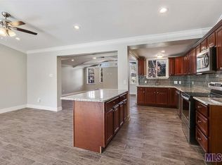 1901 Carolyn Ave, Denham Springs, LA 70726