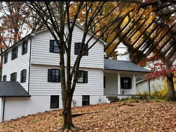 659 Howland Wilson Rd NE, Warren, OH 44484