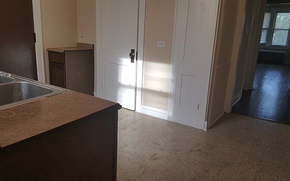 5th image of 7304 S Saint Lawrence Ave #2