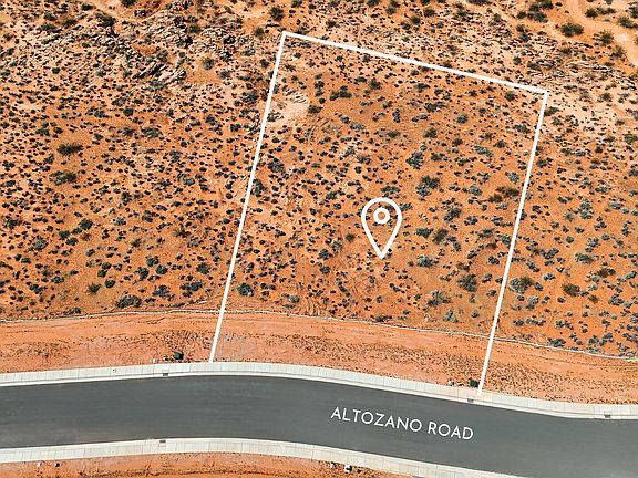 2nd image of 1543 N Altozano Rd