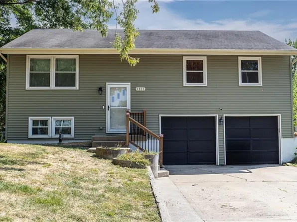 6805 NW 74th St, Kansas City, MO 64152