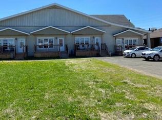 26 Andrew St, Campbellton, NB E3N2B2