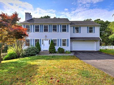 142 Applewood Lane, Naugatuck, CT, 06770