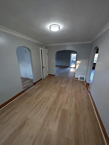 107 Court Dr Photo 1