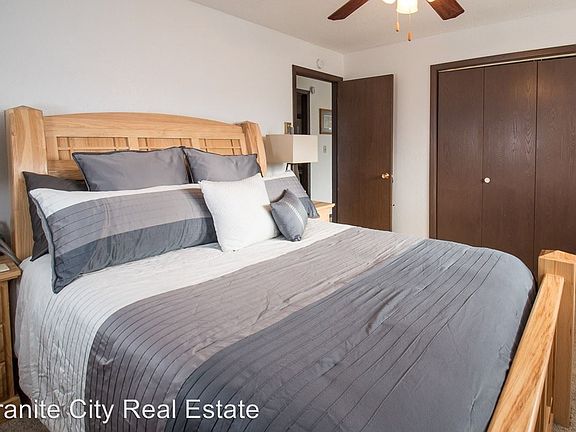 5th image of 12 Rivercrest Dr APT 106