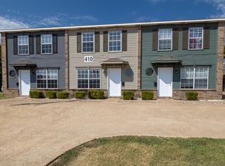 410 SE J St APT B, Bentonville, AR 72712