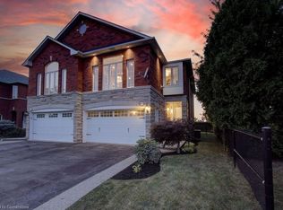 1437 Pinecliff Rd, Oakville, ON L6M3Z2