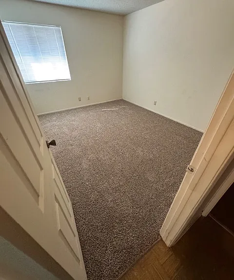 700 Silver Oak Dr — Photo 14