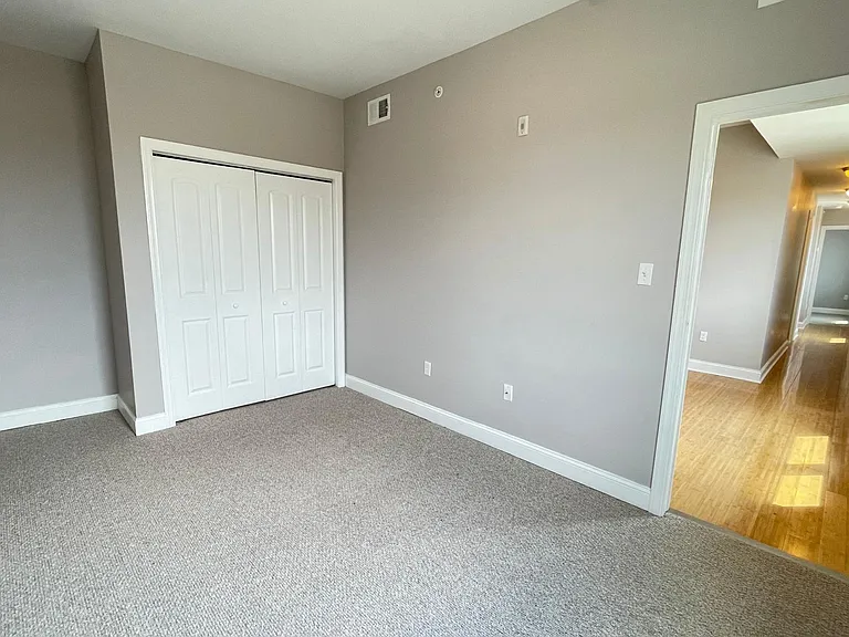 4111 Ludlow St #3R — Photo 8