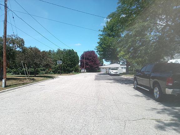 4th image of 602 Glendale Dr