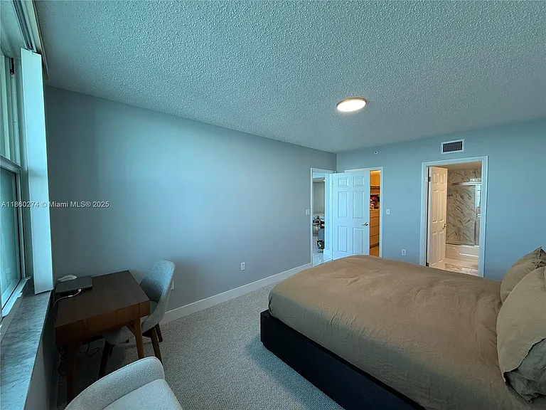 800 Claughton Island Dr #703 — Photo 7