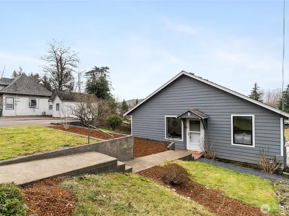 1803 Woburn Street, Bellingham, WA 98229