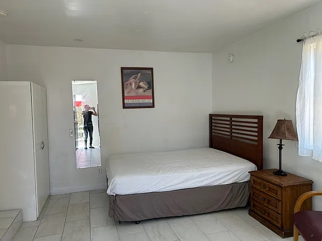15340 Hart St #3 — Photo 5