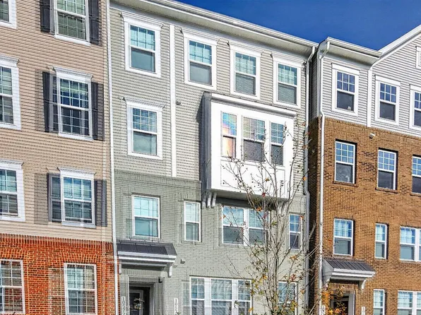 10570 Sally Ride Ln, Lanham, MD 20706