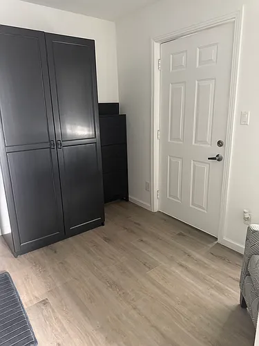 7907 Louise Ave Photo 1