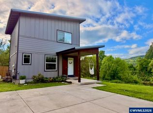 317 SE Sheridan Rd, Sheridan, OR 97378