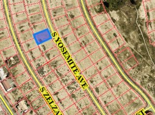 2040 S Yosemite Ave, Pahrump, NV 89048