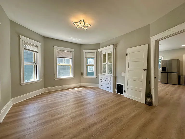 18 Bromfield Rd #2 — Photo 4