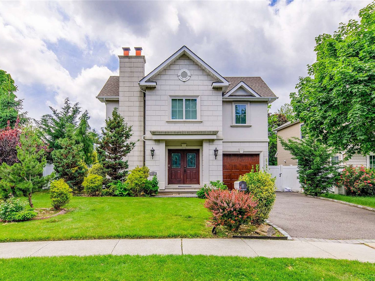 13 Raynham Drive, Syosset, NY 11791 Zillow