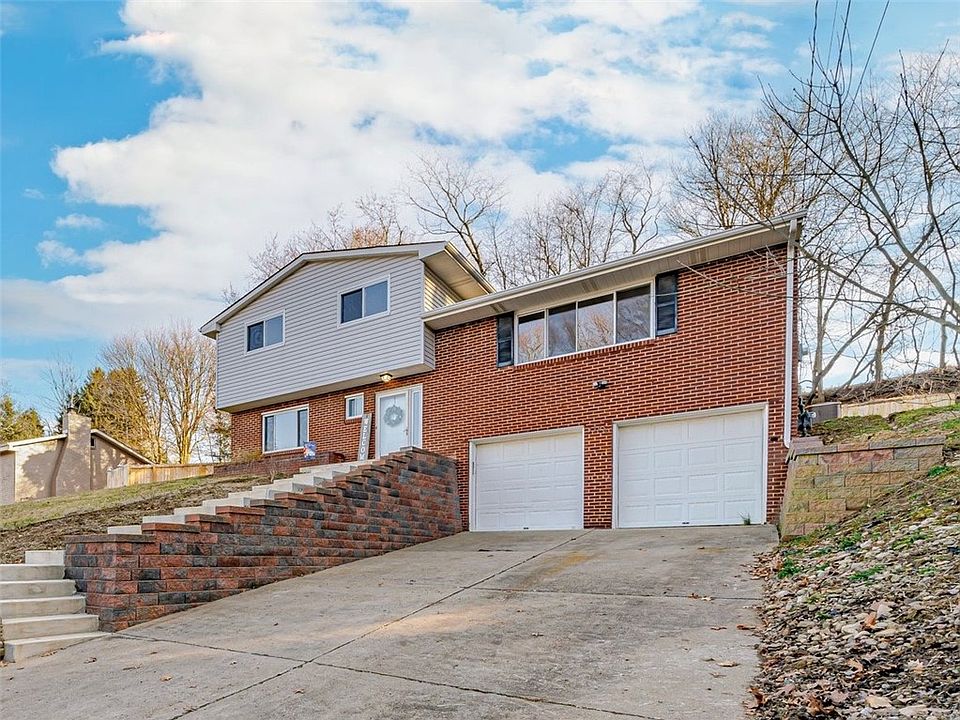 2nd image of 3395 Douglas Dr
