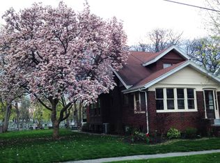 213 Roxford Rd N, Syracuse, NY 13208