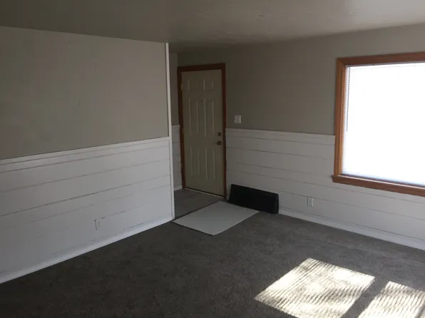 703 Columbia Ave, Green Bay, WI 54303