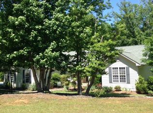 100 Blossom Ct, Westminster, SC 29693