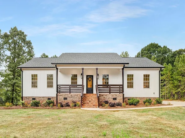 731 Miles Rd, Dallas, NC 28034